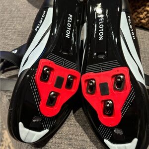 Peloton shoes size 41 NWOT red/white/black
